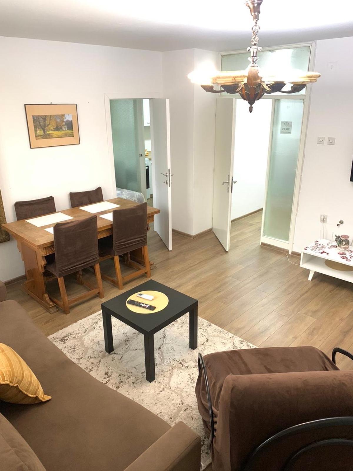 Apartment In The Center Of Skopje Eksteriør bilde